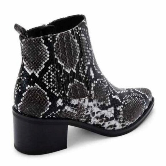 AQUA COLLEGE KARLIE Women's Eco Leather Waterproof Booties Ankle Boots - Picture 2 of 8